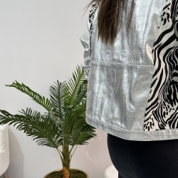 Gümüş Rengi Zebra Detaylı Ceket